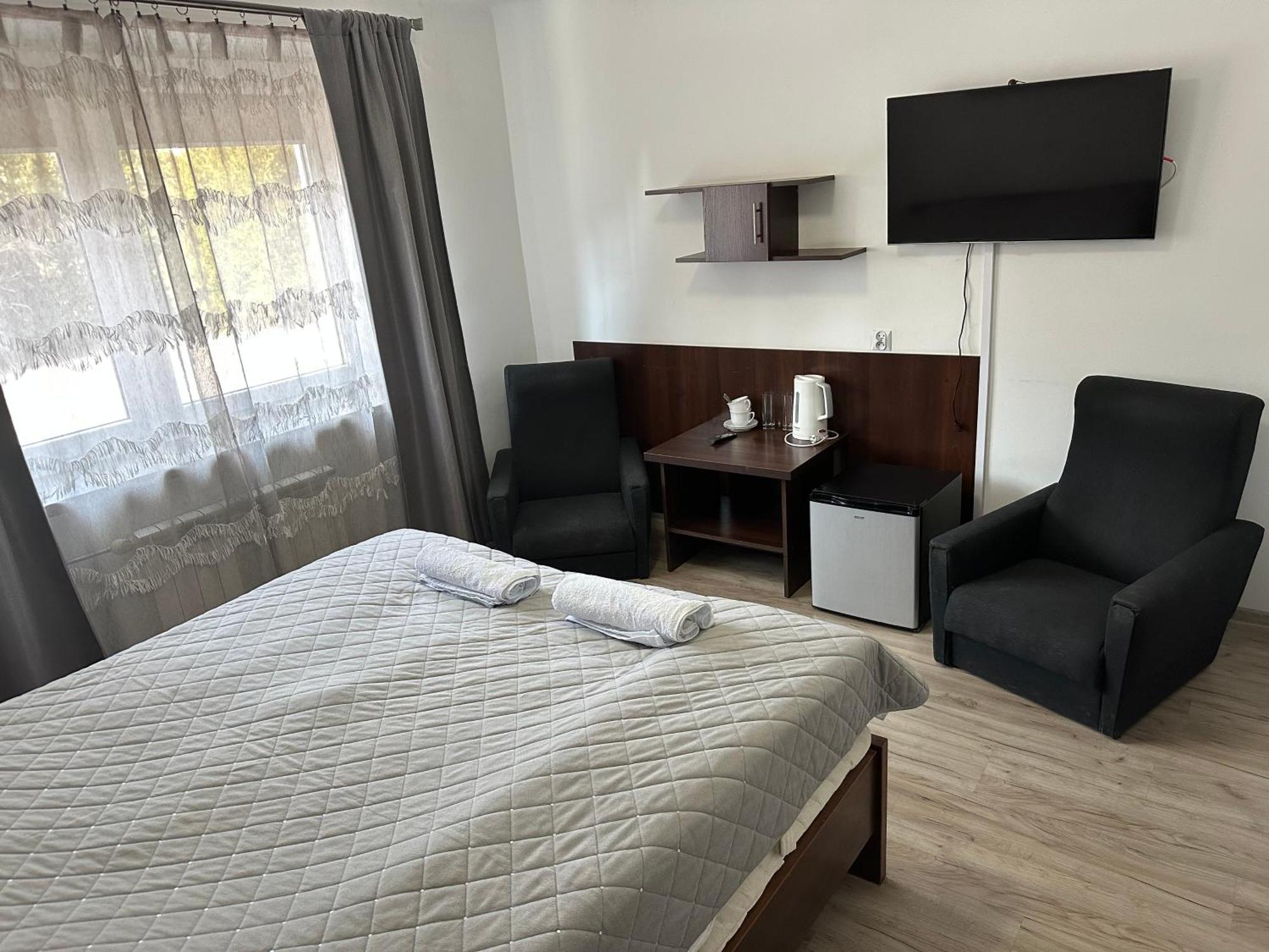 Dukat Hotell Horyniec Eksteriør bilde