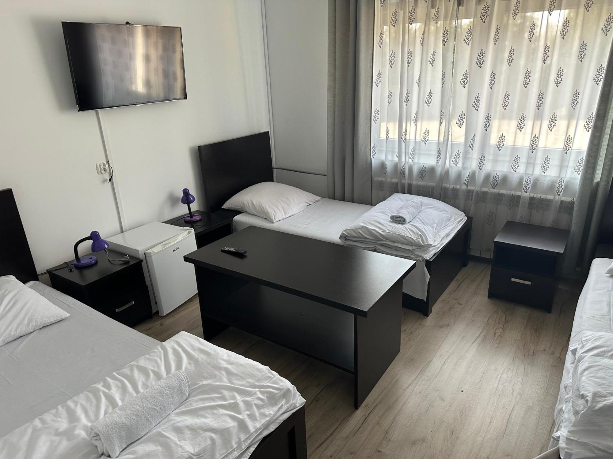 Dukat Hotell Horyniec Eksteriør bilde